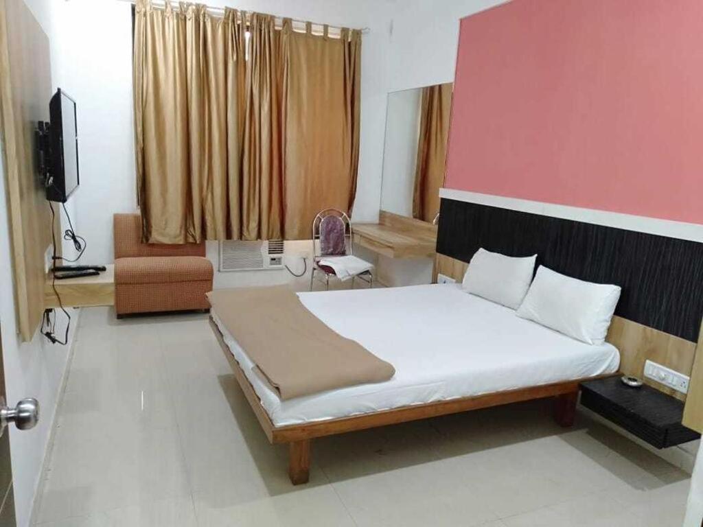 Hotel Sai Leela Loadging & Boarding Amarnath Экстерьер фото